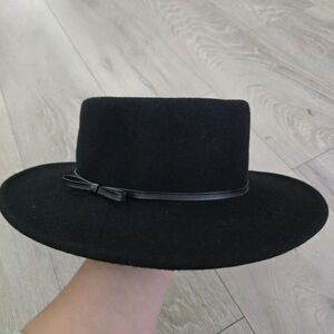 H&M Black Felt Hat with Ribbon Accent